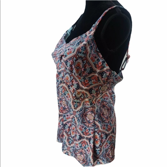 RAISINS Curve Aries Tankini Swimsuit Top - Picture 9 of 10